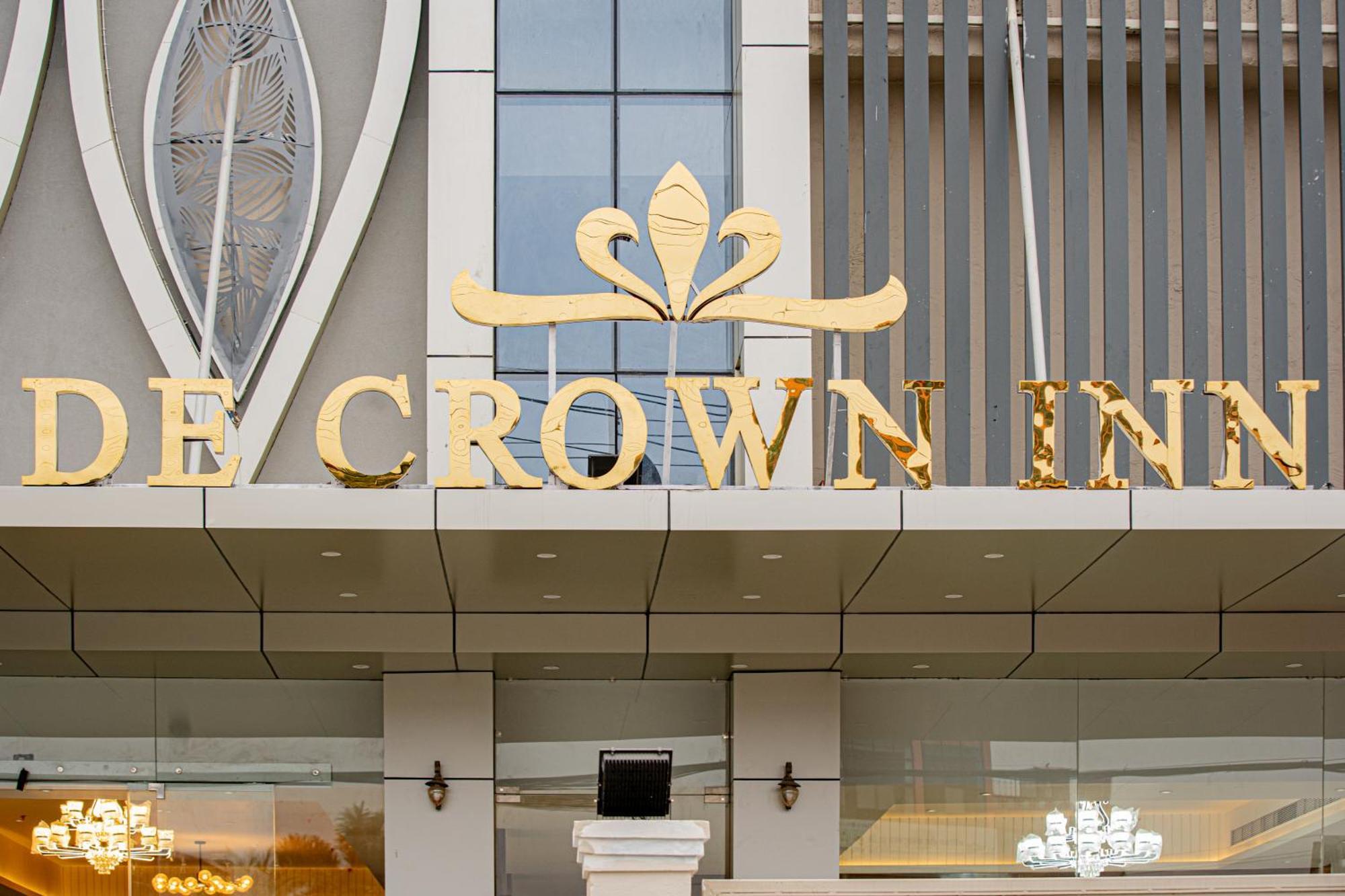 De Crown Inn Jogikuti Екстериор снимка